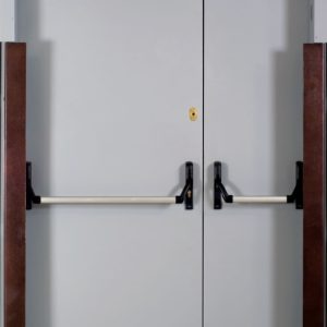 Противопожарная полуторная дверь / серия FRM7255