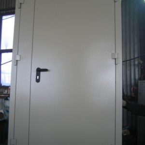 Противопожарная полуторная глухая дверь / серия FRM7276